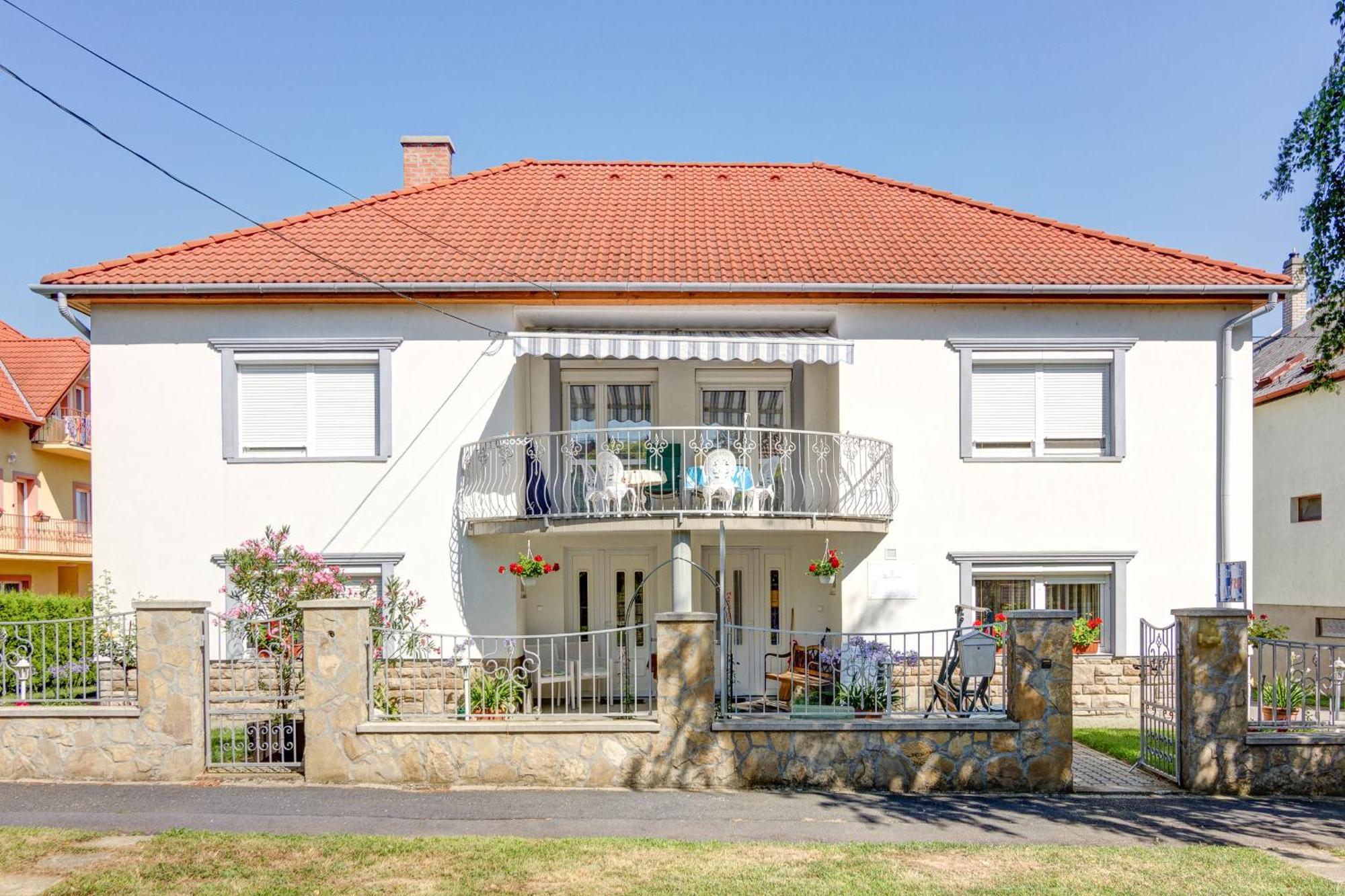 Ilona Apartman Хевиз Экстерьер фото
